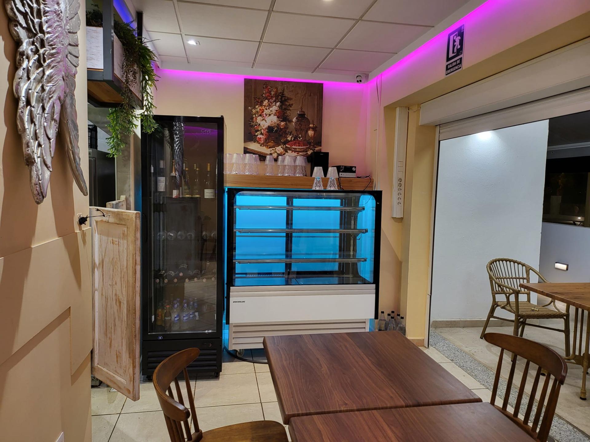 6-26-18 Unique opportunity in Calpe: beachfront restaurant ready to operate