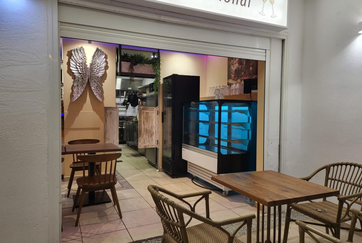 Unique opportunity in Calpe: beachfront restaurant ready to operate