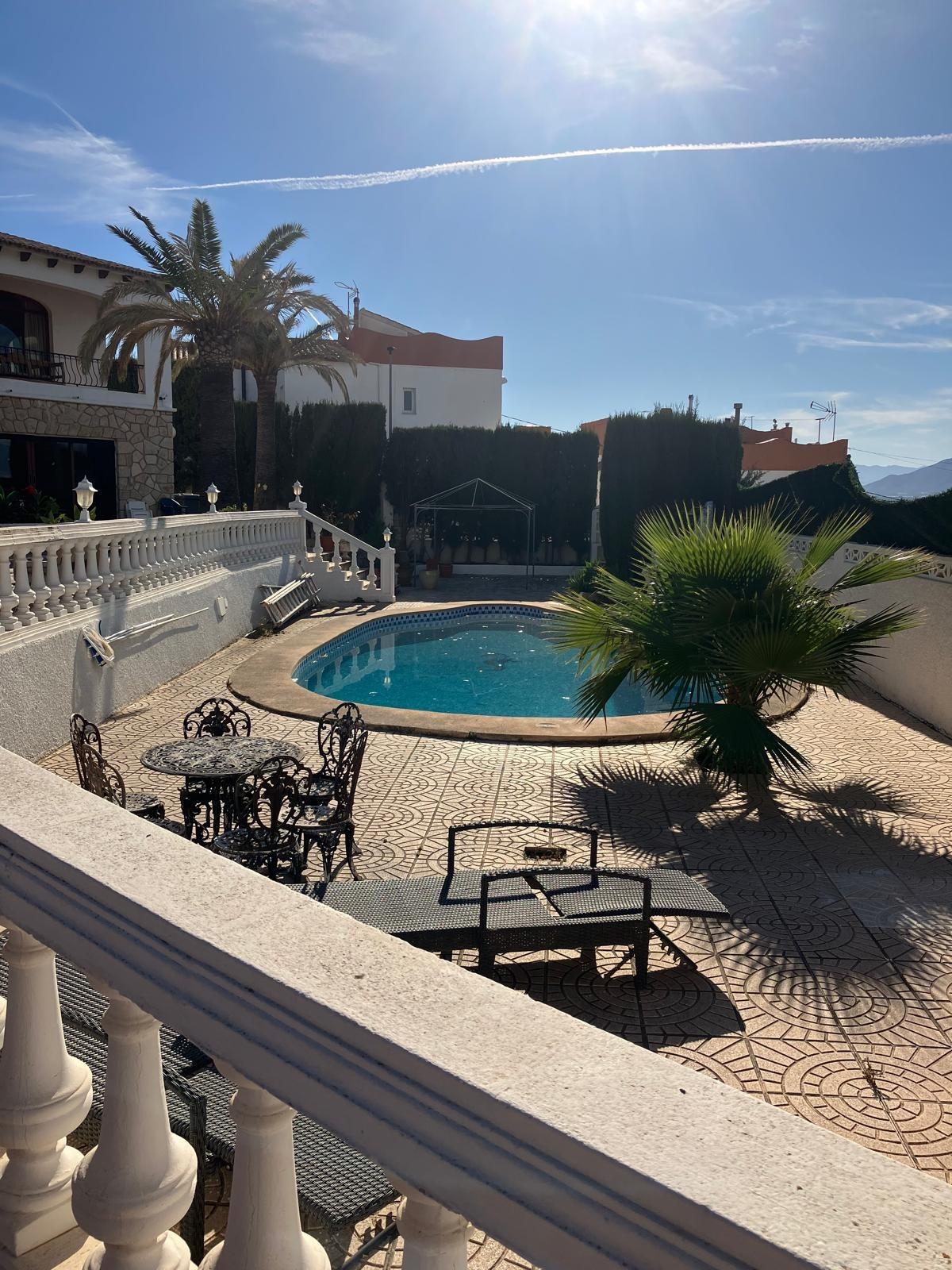 Villa in Albir