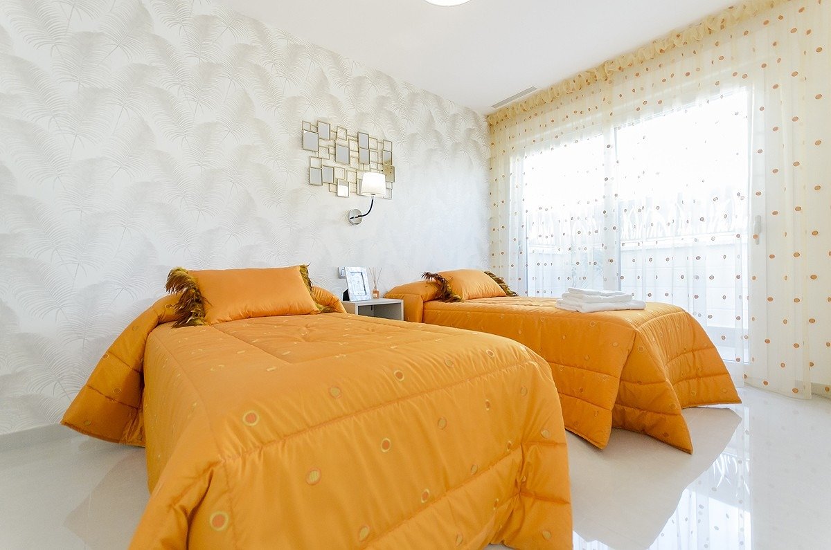 6-33 NEW BUILT VILLA IN PLAYA HONDA