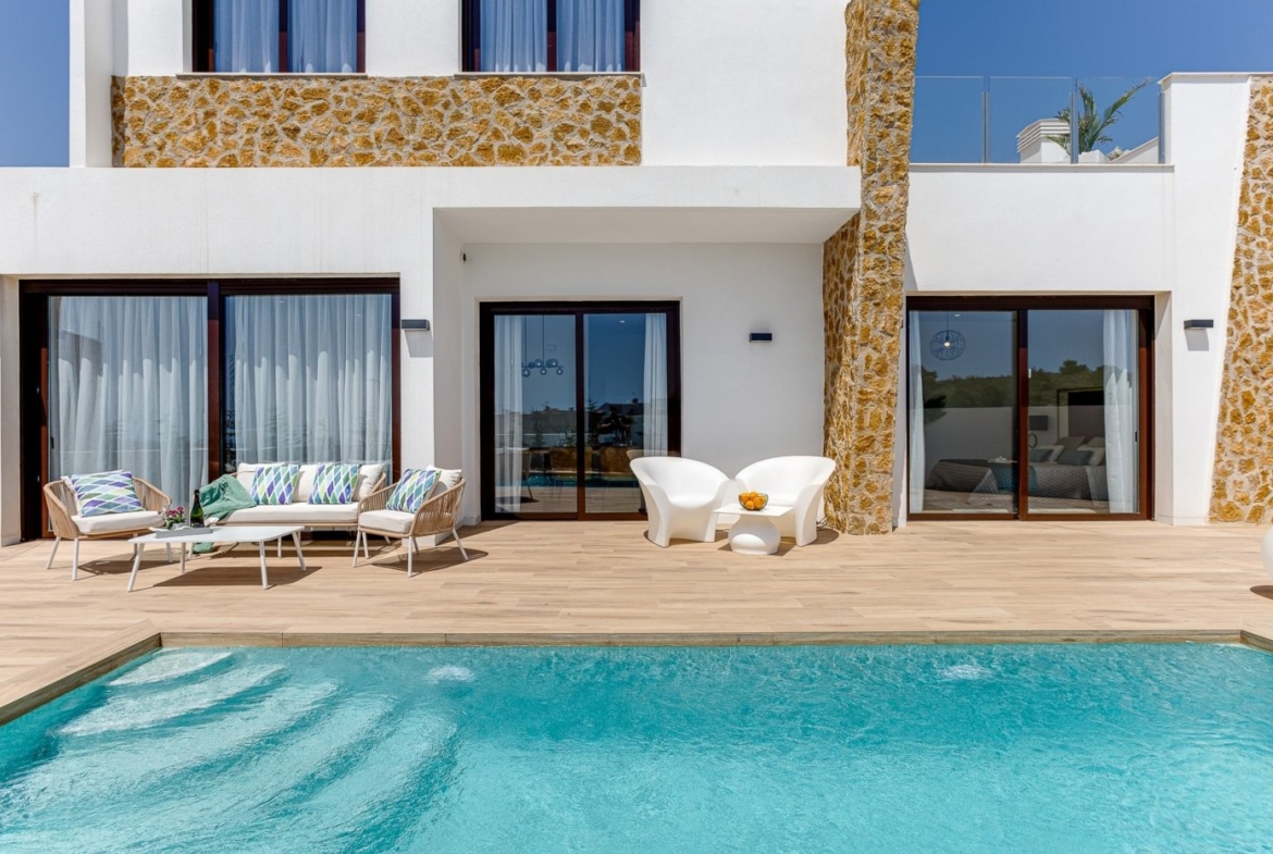 Villas with pool in Sea Hills Finestrat