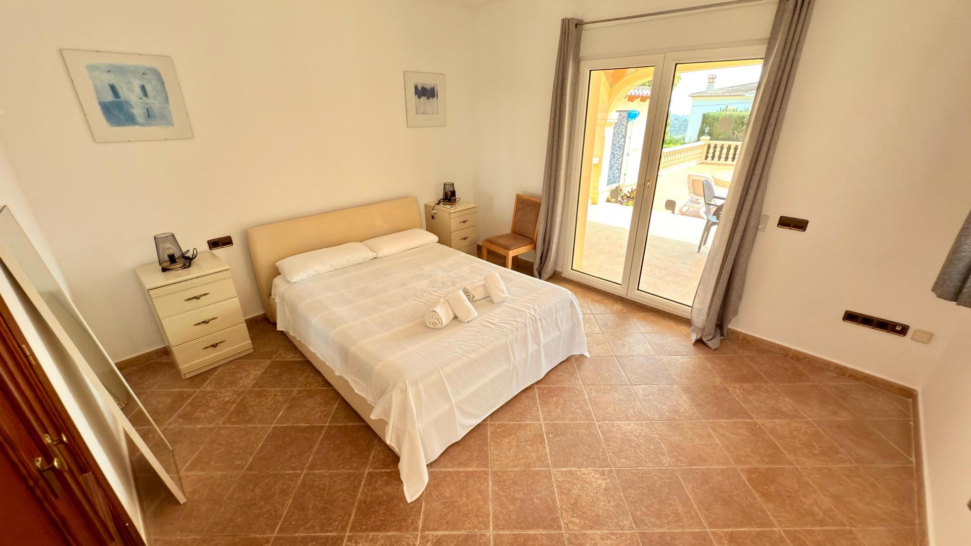 6-36-10 Exclusive Mediterranean villa in Calpe with large pool and panoramic views
