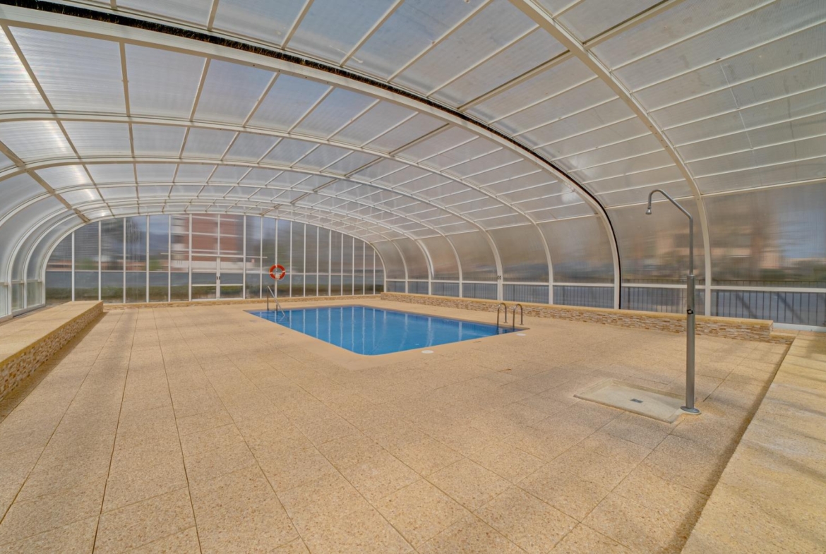 Licht appartement met prachtig uitzicht op zee