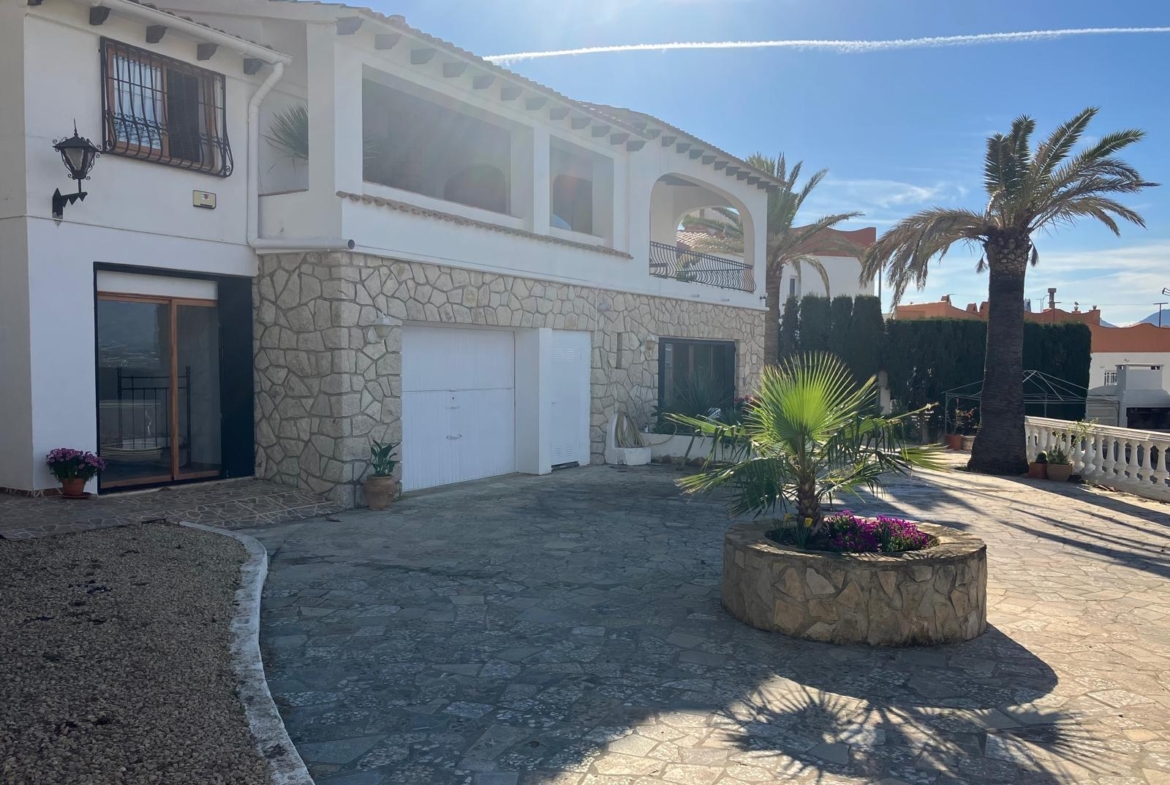 Villa in Albir