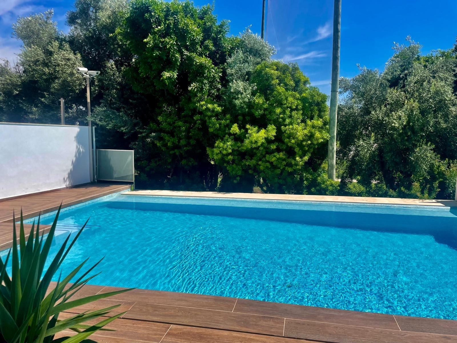 Chalet de lujo con Ascensor, Piscina y Jacuzzi Exterior en Pau 5 – Campo de Golf Alicante