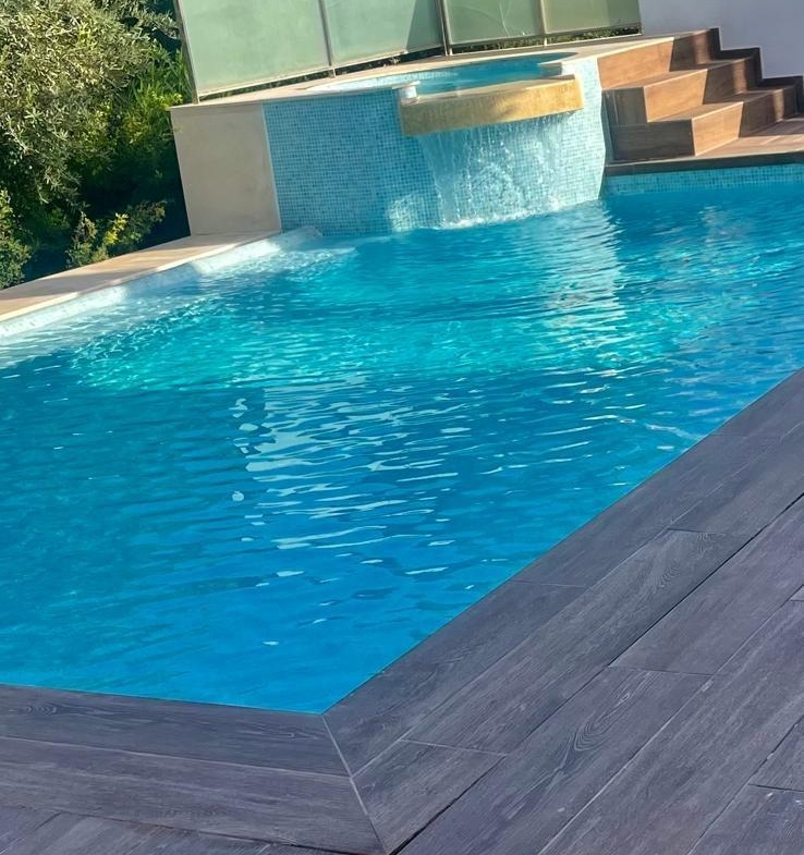 Chalet de lujo con Ascensor, Piscina y Jacuzzi Exterior en Pau 5 – Campo de Golf Alicante