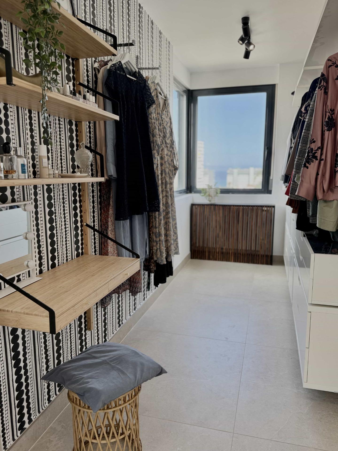6-46-8 Oasis Mediterráneo en Playa de San Juan: Elegancia y Confort a Pasos del Mar