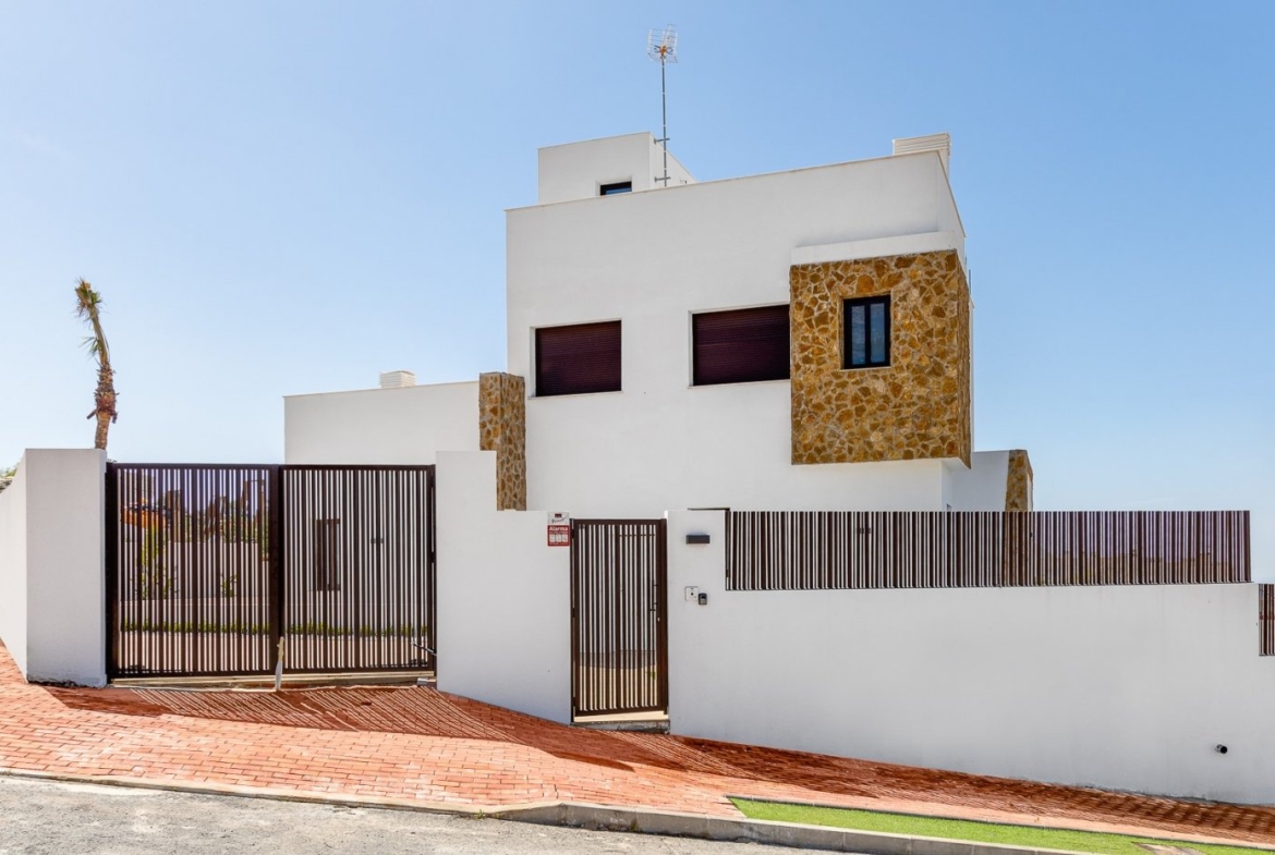 Villas with pool in Sea Hills Finestrat