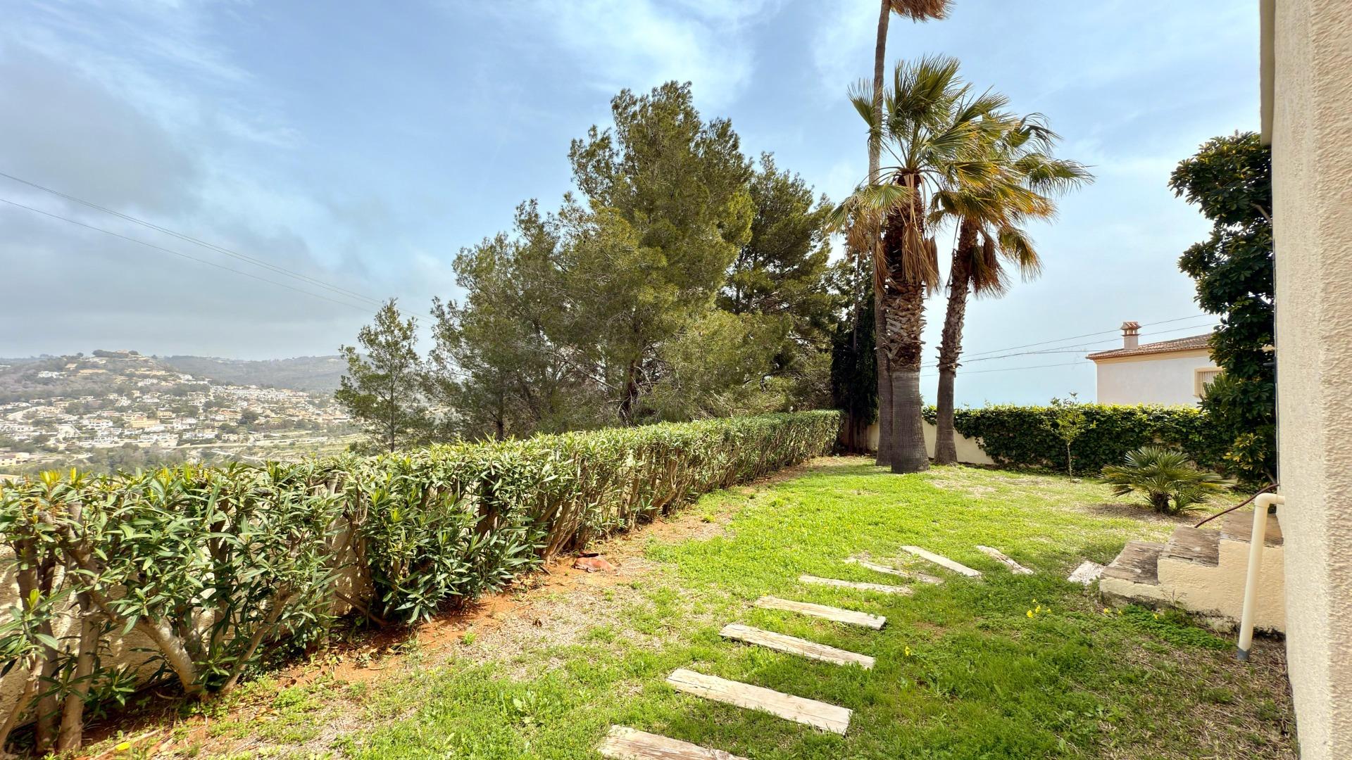 6-50-5 Exclusive Mediterranean villa in Calpe with large pool and panoramic views