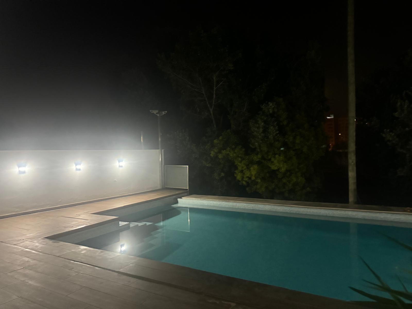 Chalet de lujo con Ascensor, Piscina y Jacuzzi Exterior en Pau 5 – Campo de Golf Alicante