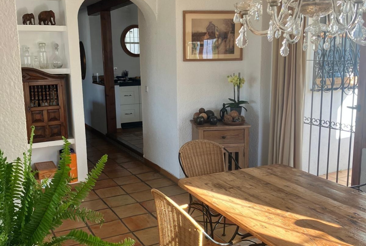 Villa in Albir