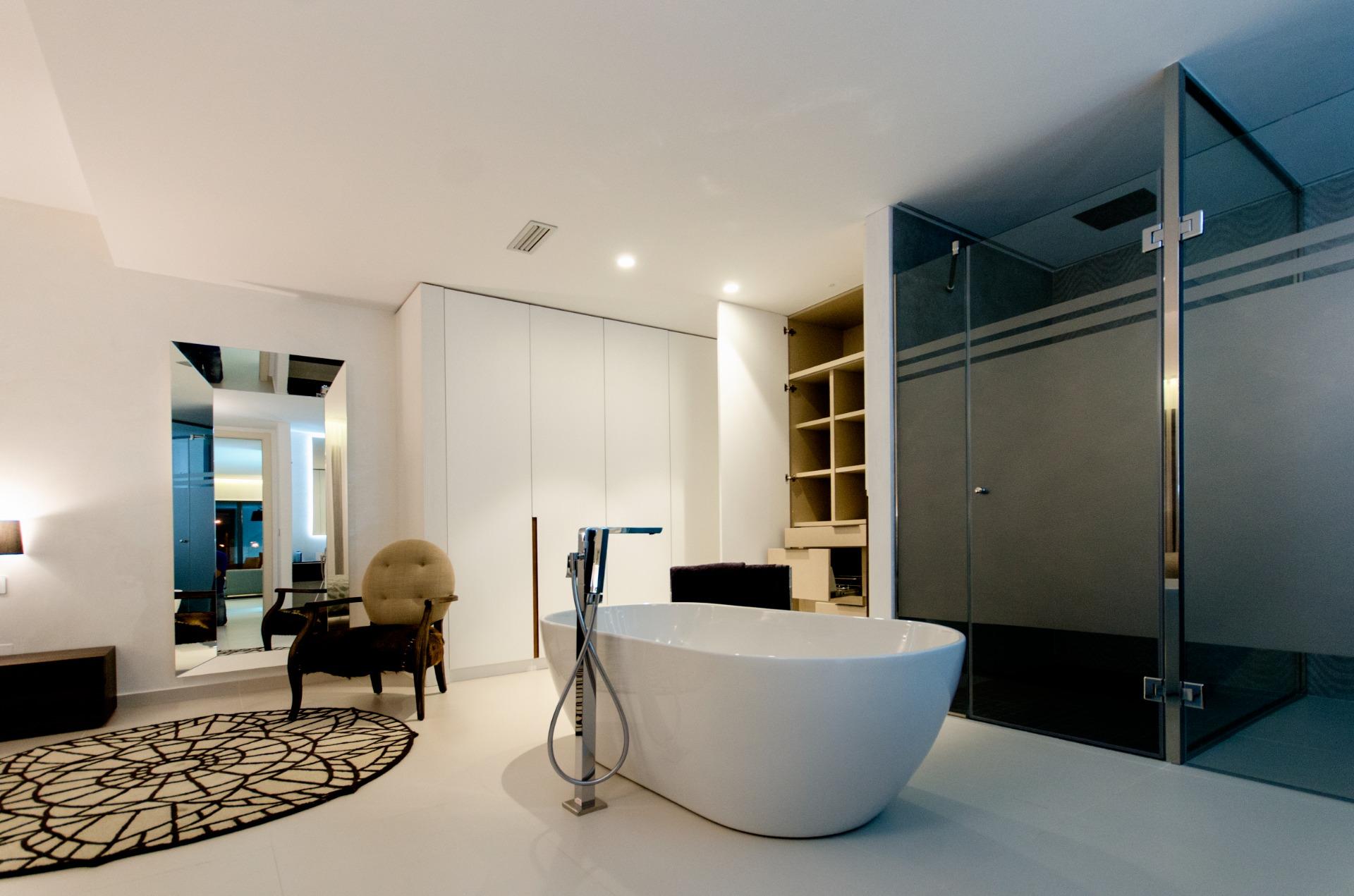 NIEUW GEBOUW IN ORIHUELA COSTA. 4 BEDROOMS. EEN KORTE WANDELING NAAR HET STRAND OP SLECHTS 350 METER AFSTAND.