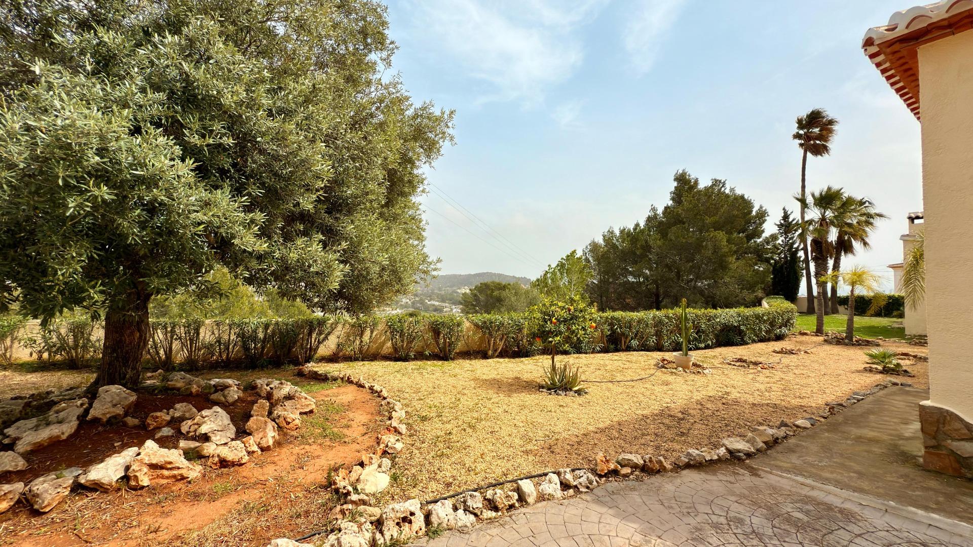 6-55-2 Exclusive Mediterranean villa in Calpe with large pool and panoramic views