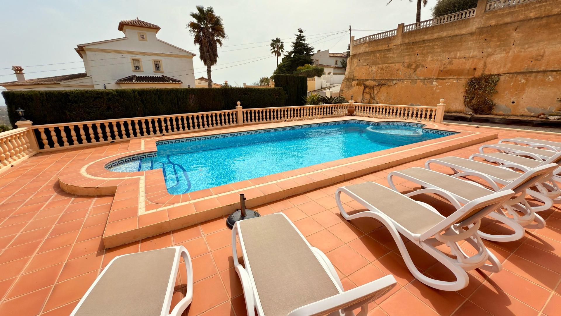 6-56-2 Exclusive Mediterranean villa in Calpe with large pool and panoramic views