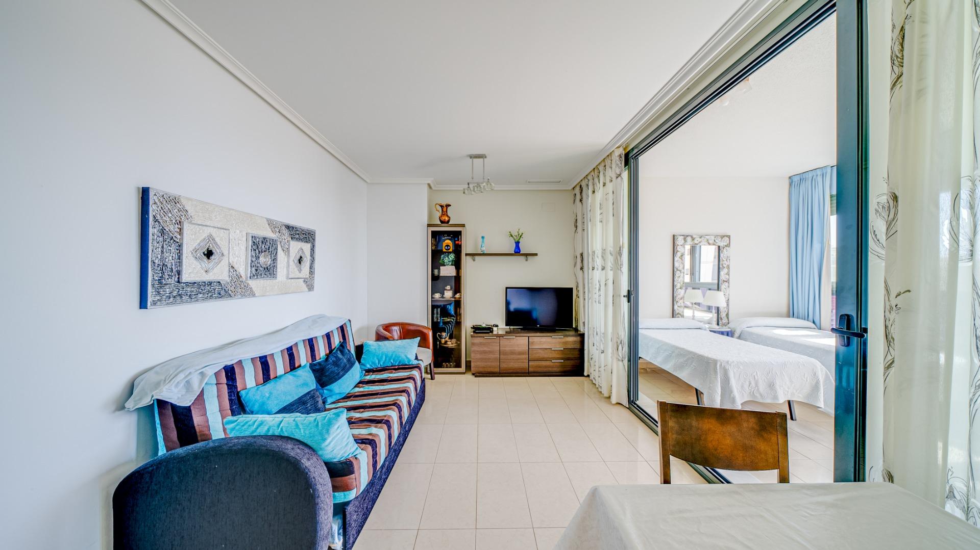 Licht appartement met prachtig uitzicht op zee