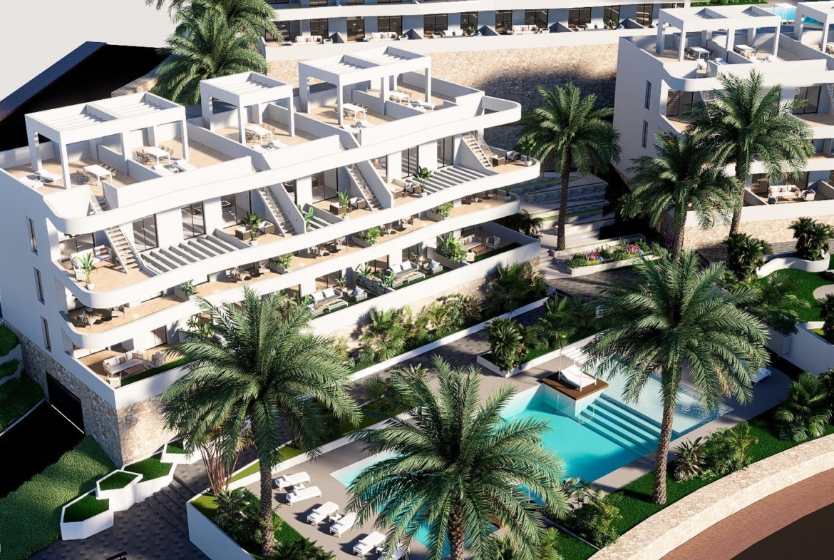 New exclusive homes with sea views