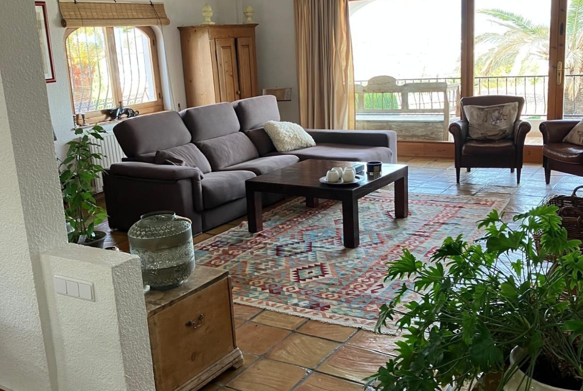 Villa in Albir