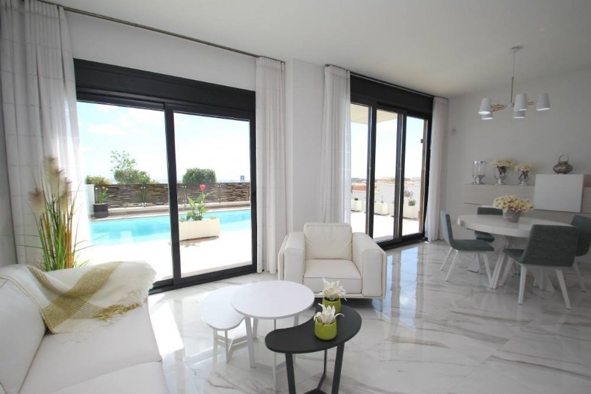 7-10 Independent Villas of San Miguel de Salinas – Bellavista. From 469 000 евро.