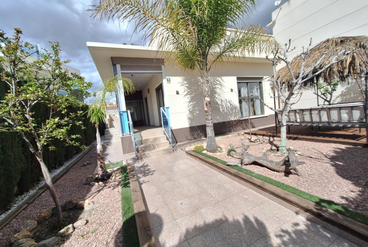 Chalet in Ciudad Quesada – Ideal for Enjoying the Costa Blanca