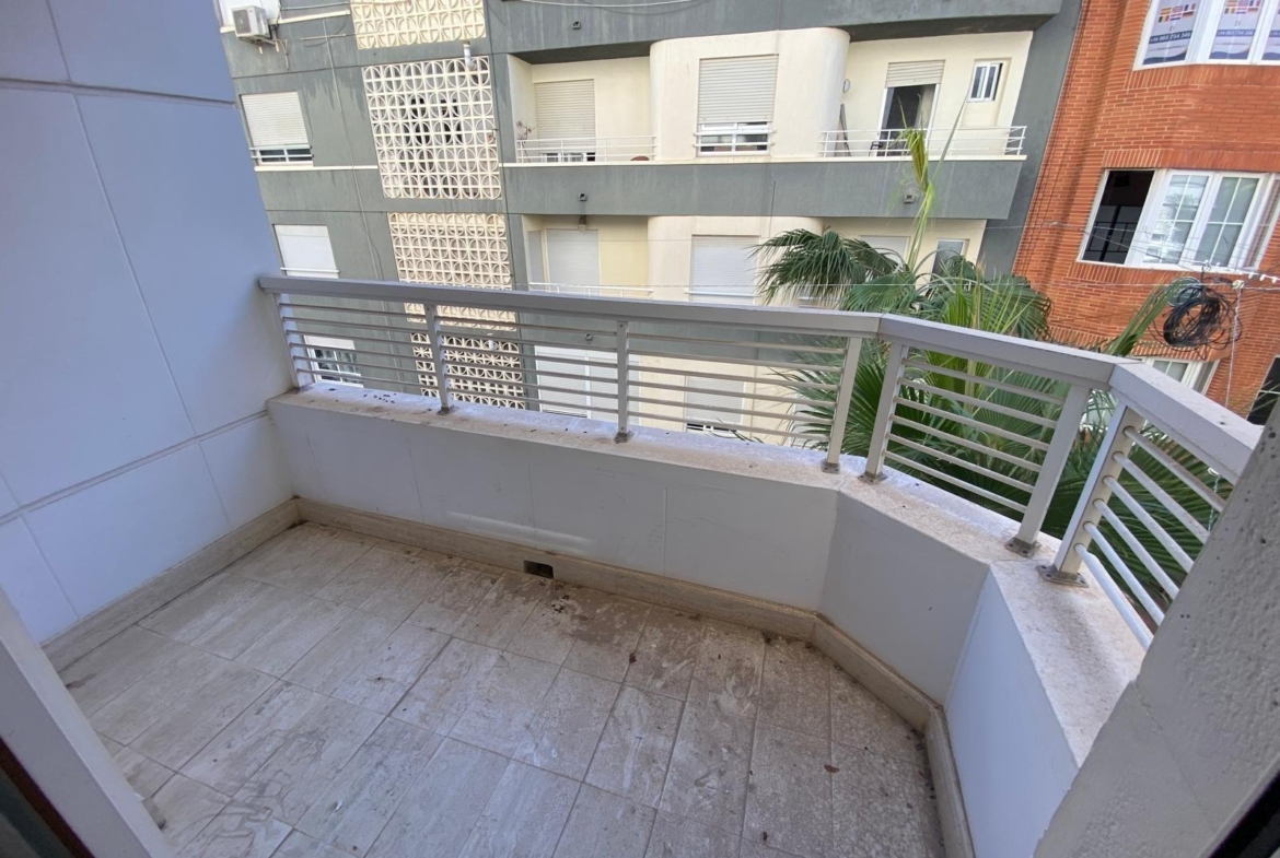 WITH SEA VIEWS apartment 4 bedrooms, 2 bathrooms, 2 terraces, and garage