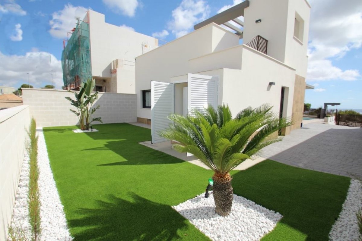 7-15 Independent Villas of San Miguel de Salinas – Bellavista. From 469 000 евро.