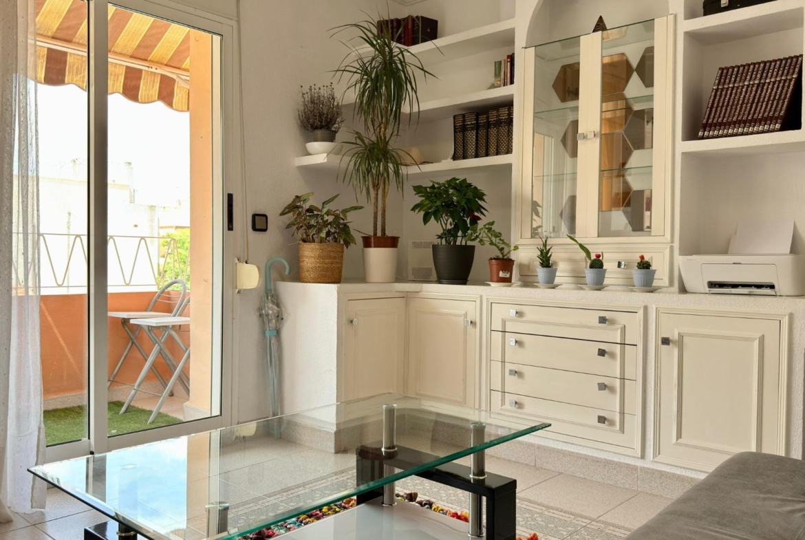 GREAT OPTION – well-maintained apartment in Alicante