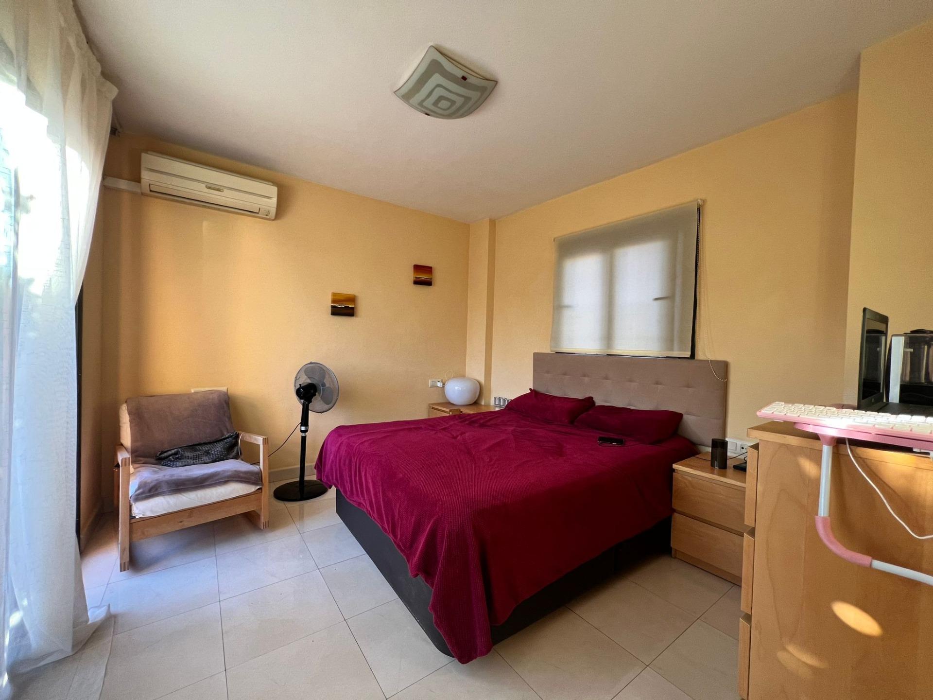 7-18-7 Prachtig herenhuis in Villamartin