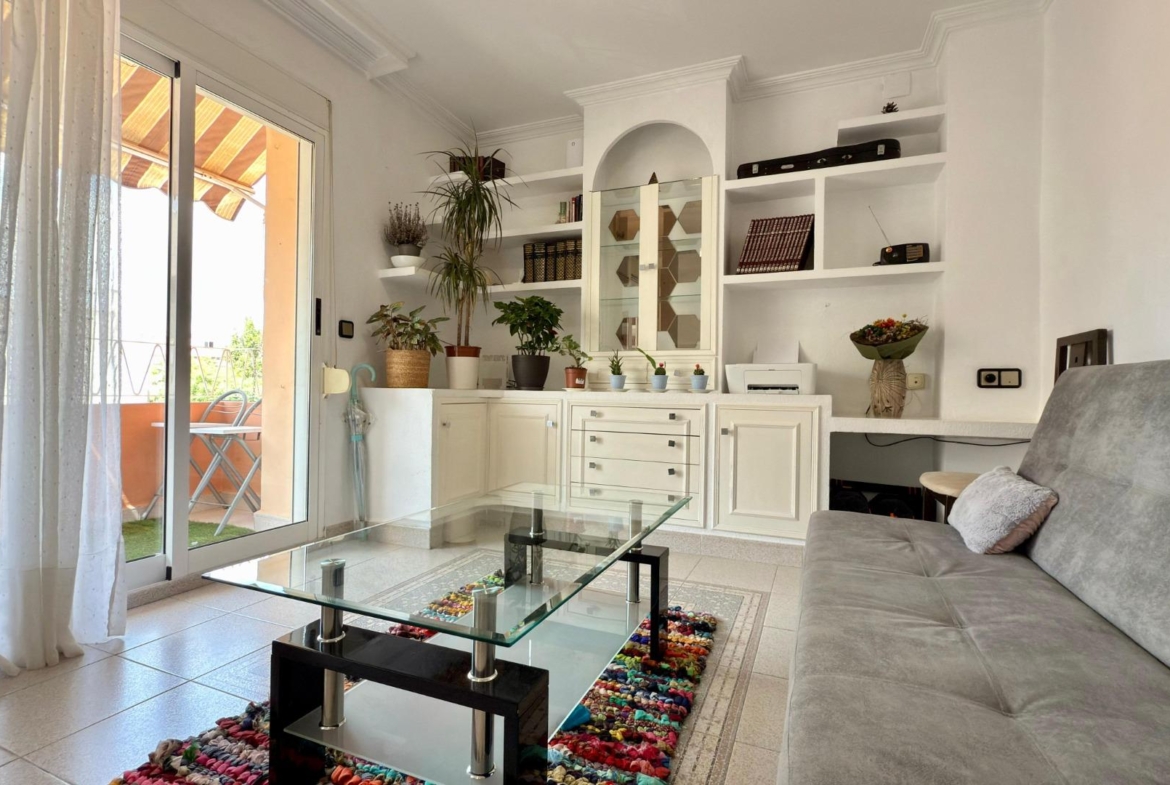 GREAT OPTION – well-maintained apartment in Alicante