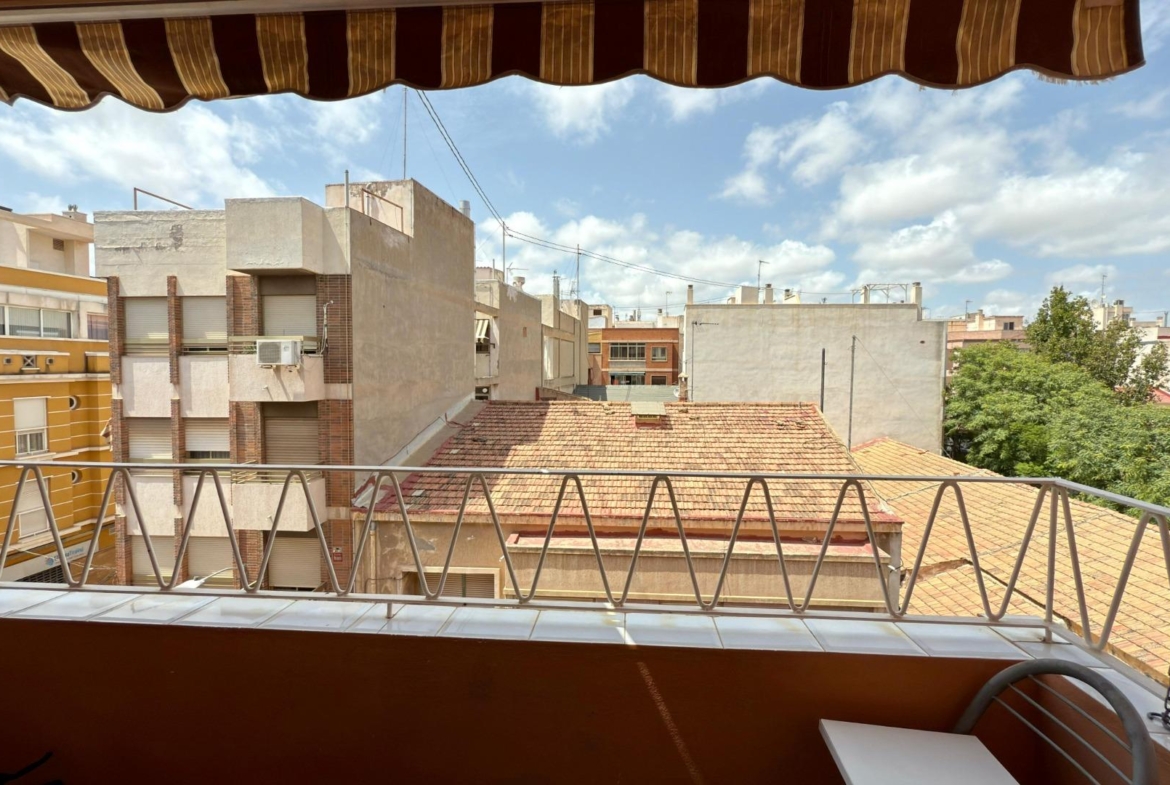 GREAT OPTION – well-maintained apartment in Alicante