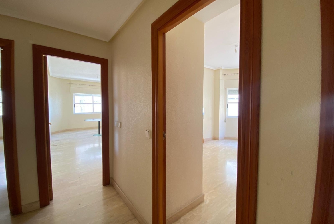 WITH SEA VIEWS apartment 4 bedrooms, 2 bathrooms, 2 terraces, and garage