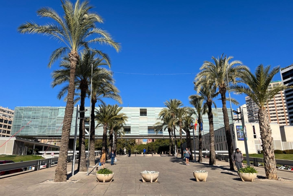 Renovated restaurant in the best area of Benidorm