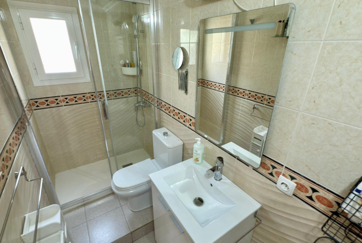GREAT OPTION – well-maintained apartment in Alicante