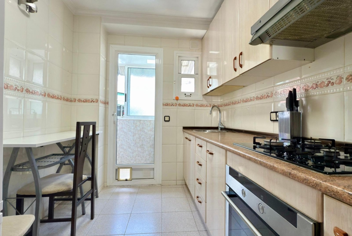 GREAT OPTION – well-maintained apartment in Alicante