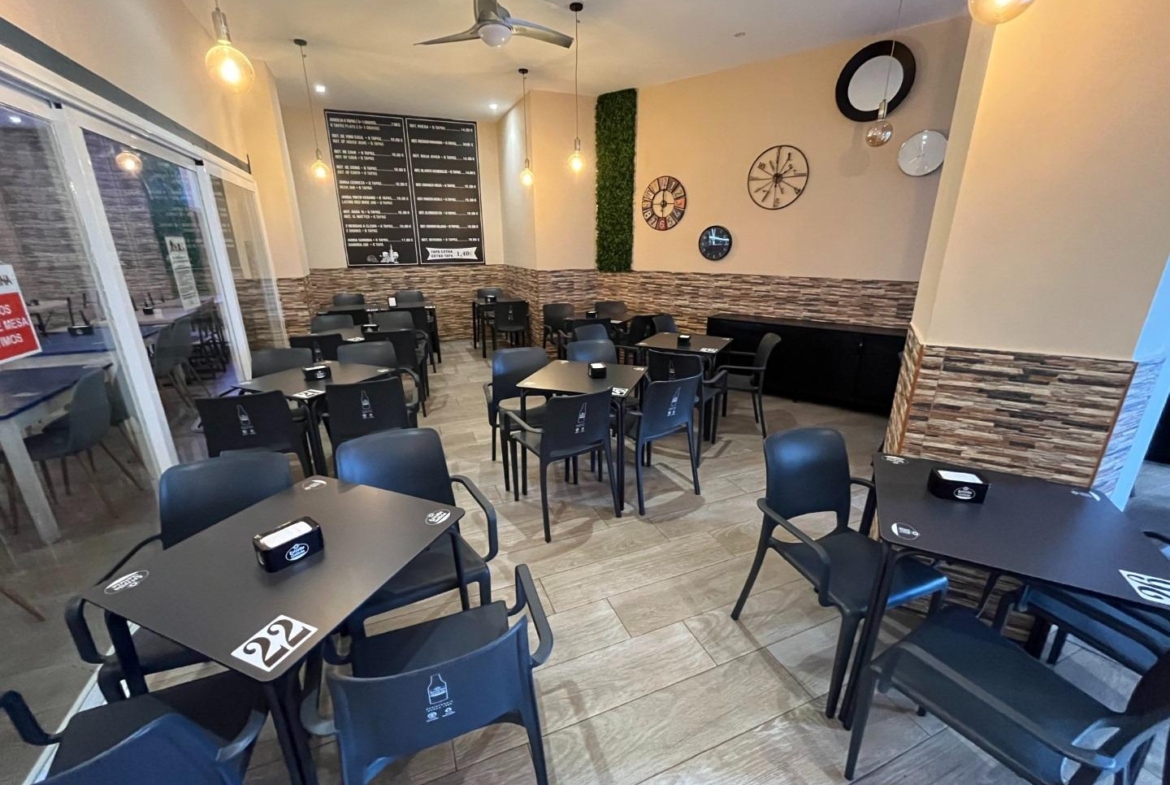 Renovated restaurant in the best area of Benidorm