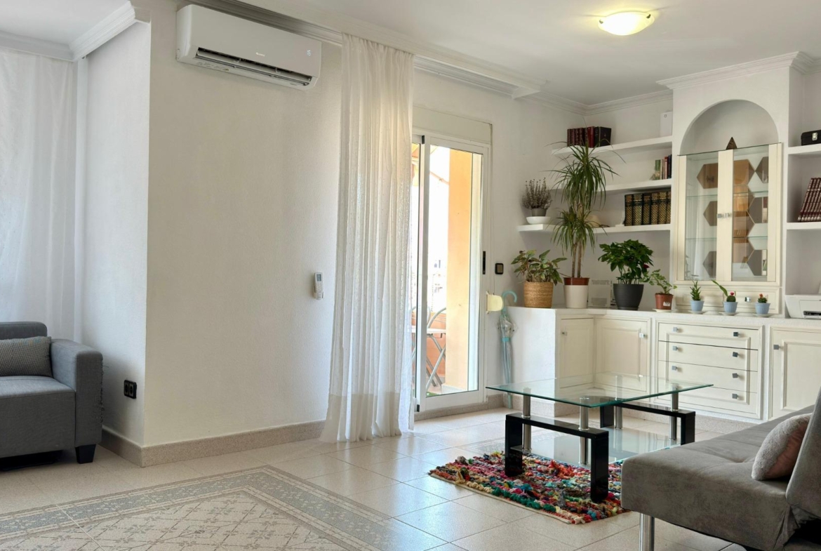 GREAT OPTION – well-maintained apartment in Alicante