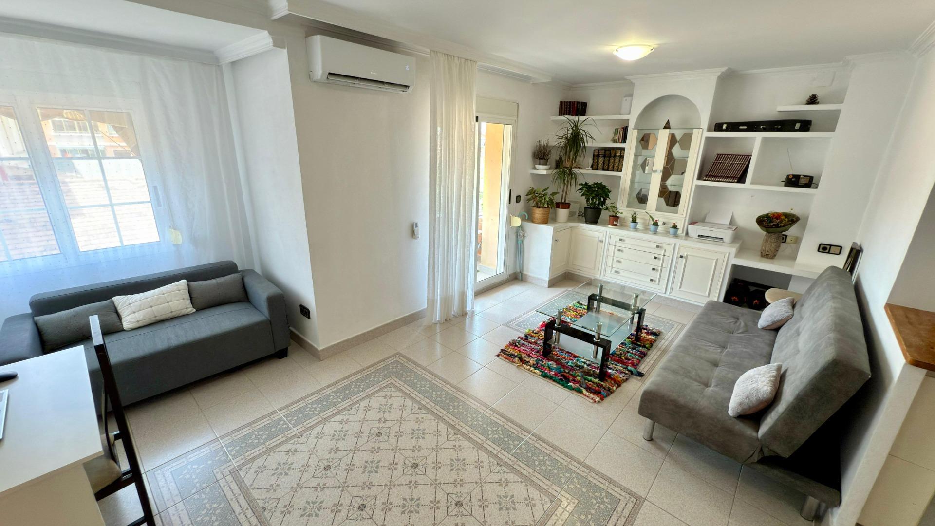 GREAT OPTION – well-maintained apartment in Alicante