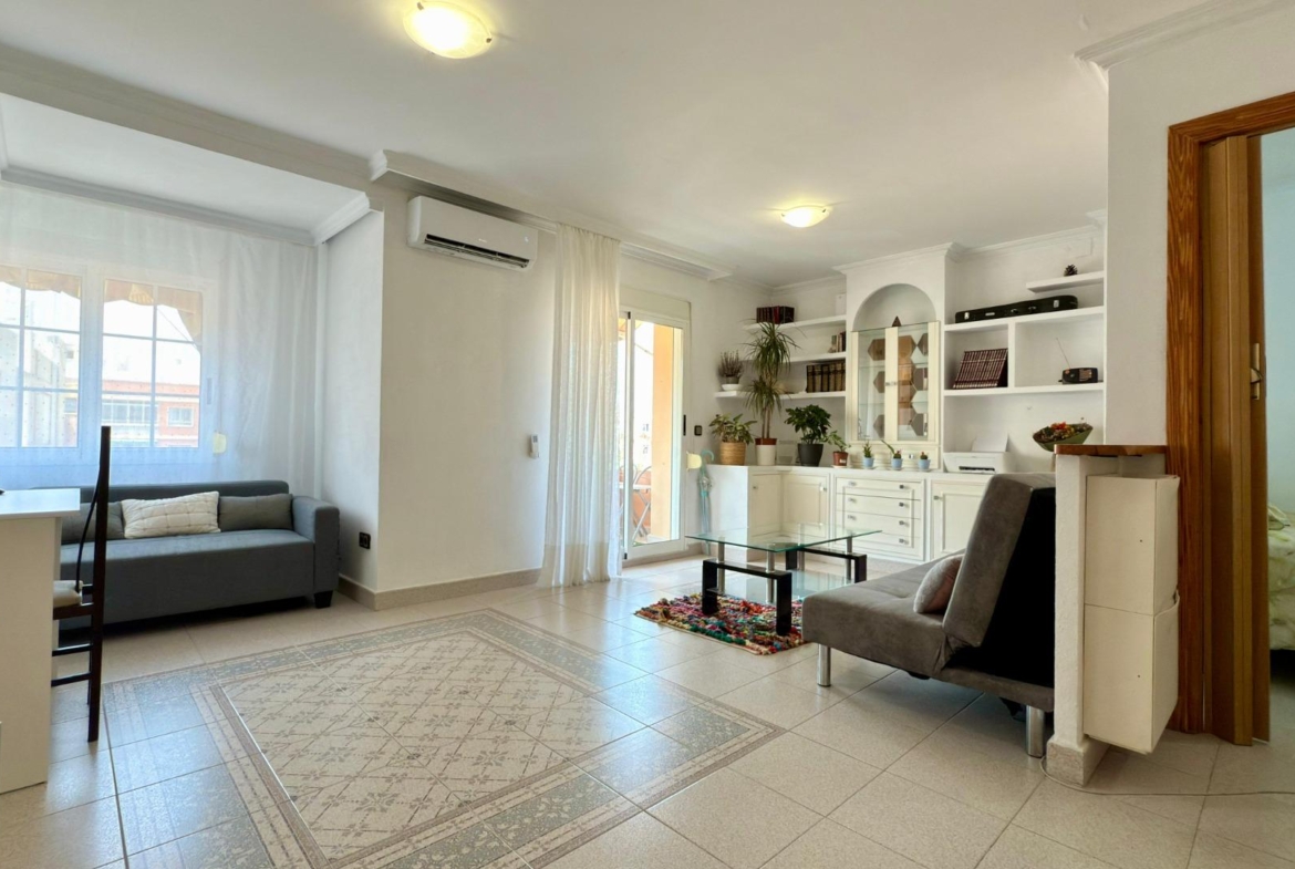 GREAT OPTION – well-maintained apartment in Alicante