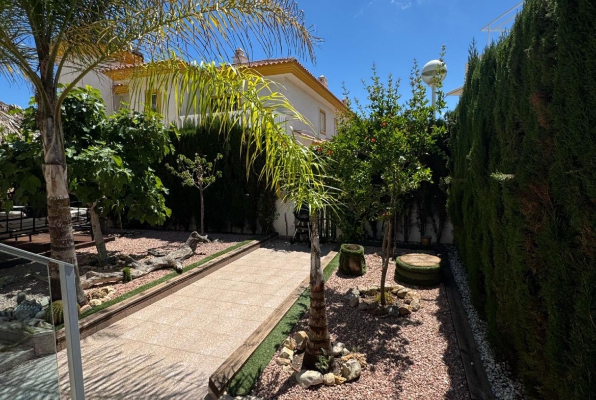 Chalet in Ciudad Quesada – Ideal for Enjoying the Costa Blanca