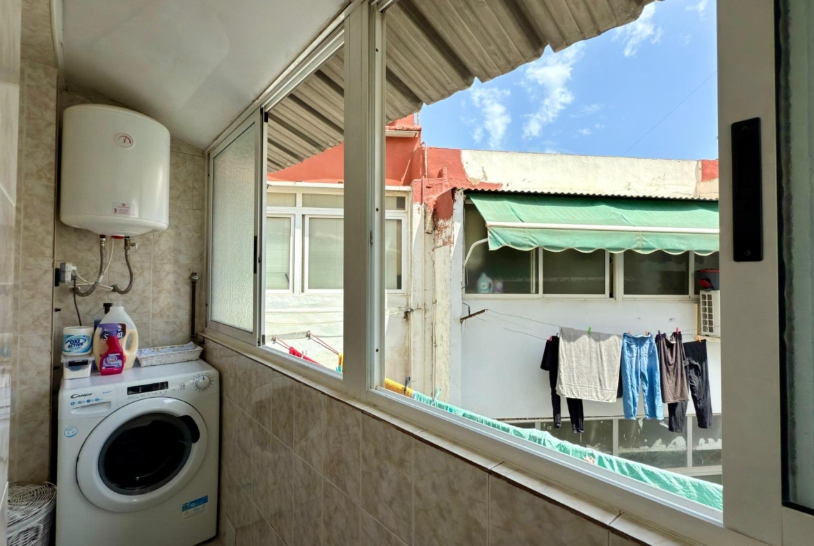 GREAT OPTION – well-maintained apartment in Alicante