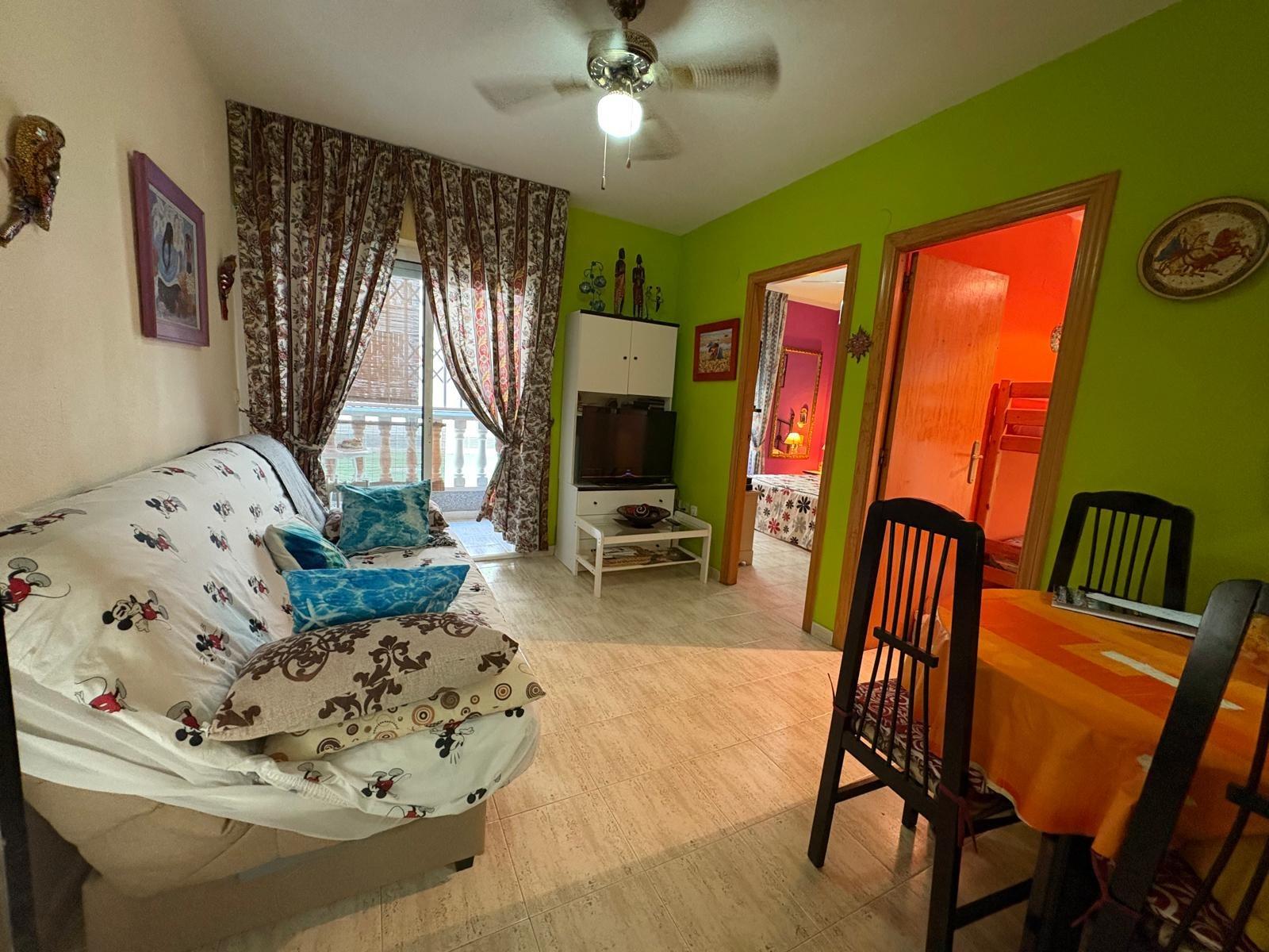 Charming Apartment in the Heart of Torrevieja 🏡✨ 2 Bedrooms 1 Bathroom with Patio and Pool