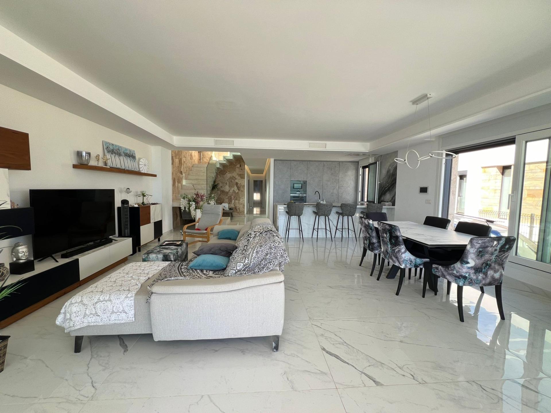 Spectacular Beachfront VILLA, LA MATA