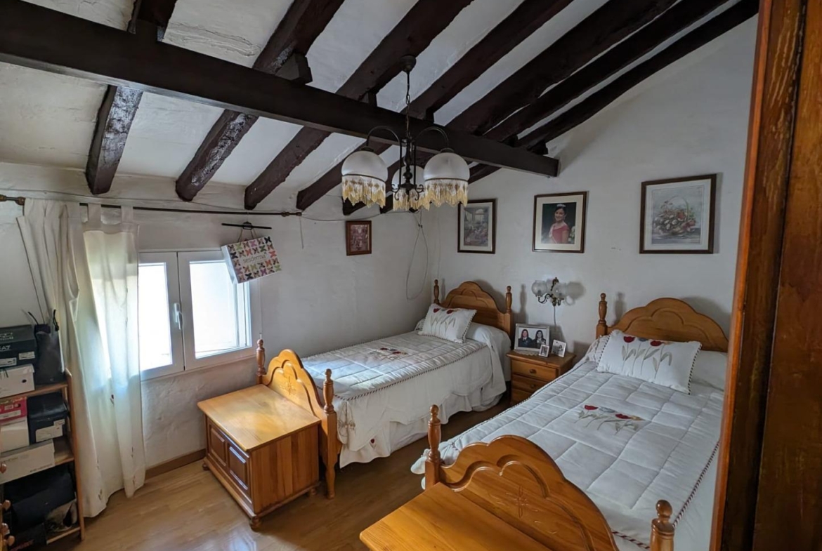 SEMI-DETACHED HOUSE IN THE CHARMING VILLAGE OF LA NUCIA