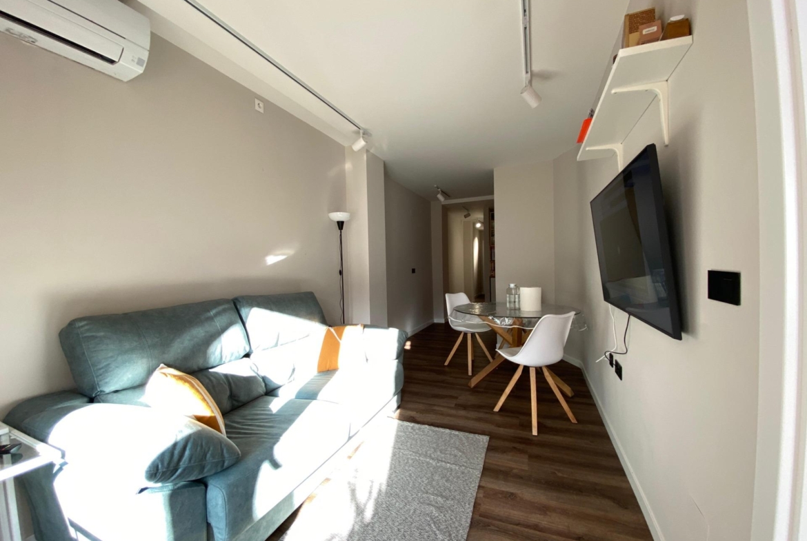 PLAYA DEL CURA. REFURBISHED APARTMENT WITH TOURIST LICENSE 200 M FROM THE SEA