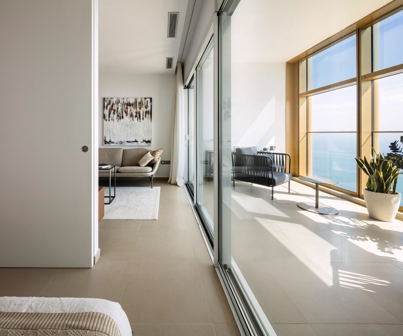 8-11-2 Latest Luxury Apartments in InTempo Building