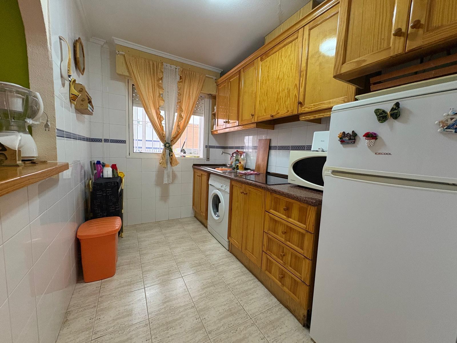 Charming Apartment in the Heart of Torrevieja 🏡✨ 2 Bedrooms 1 Bathroom with Patio and Pool