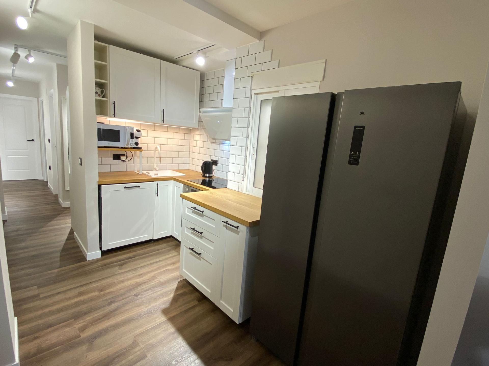 8-13-13 PLAYA DEL CURA. REFURBISHED APARTMENT WITH TOURIST LICENSE 200 M FROM THE SEA