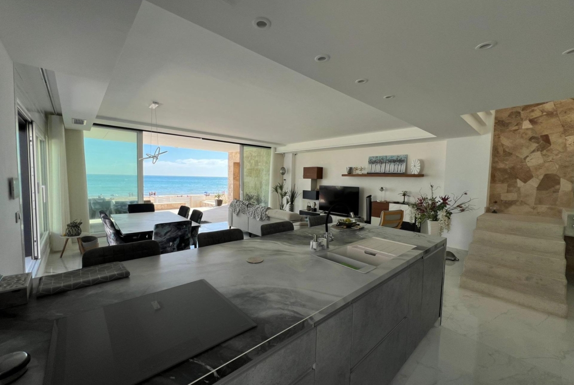 Spectacular Beachfront VILLA, LA MATA