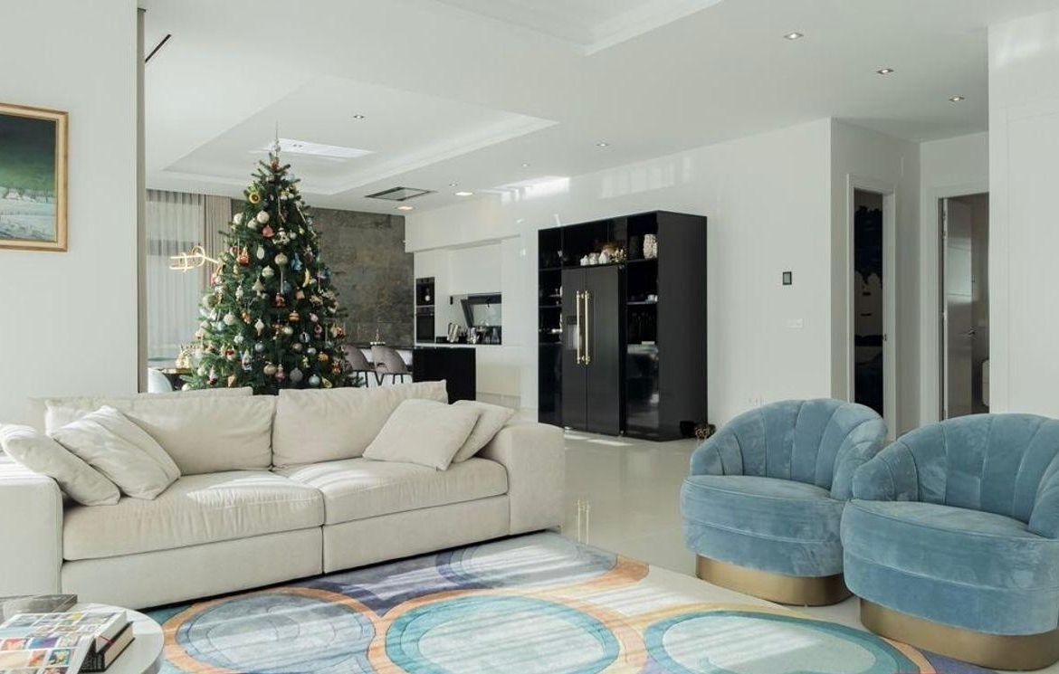 Exquisite villa with private pool and panoramic views in Sierra Cortina