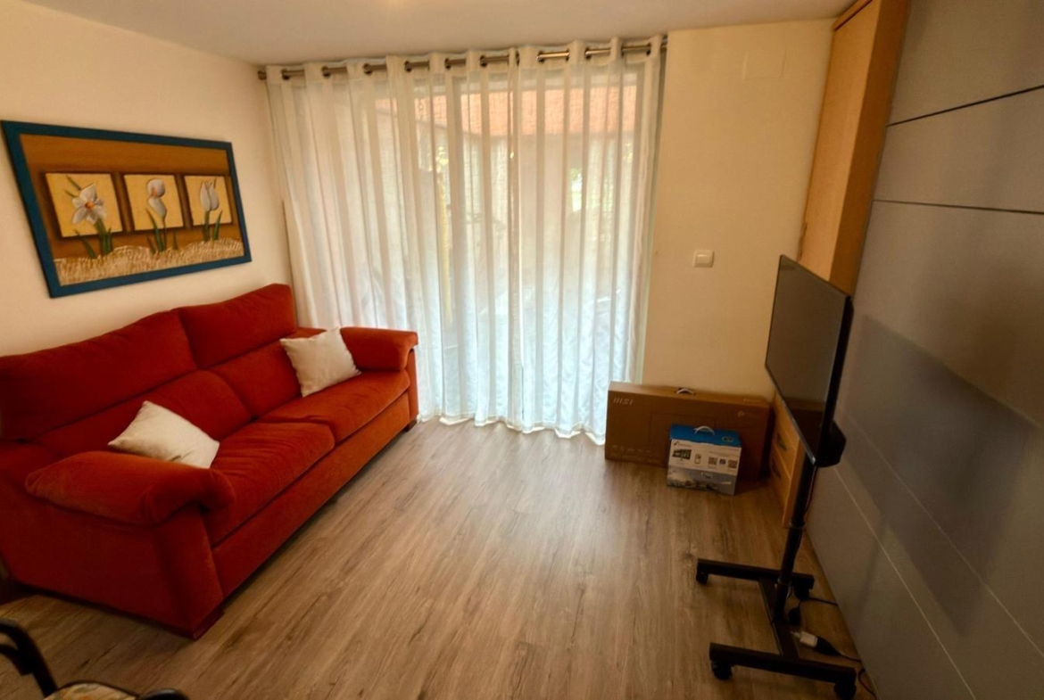 Exclusivo Adosado en Primera Línea de Golf de la Playa de San Juan con vistas espectaculares