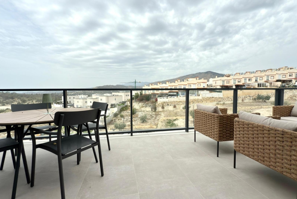 🏡 Corner penthouse with sea views – Balcón de Finestrat